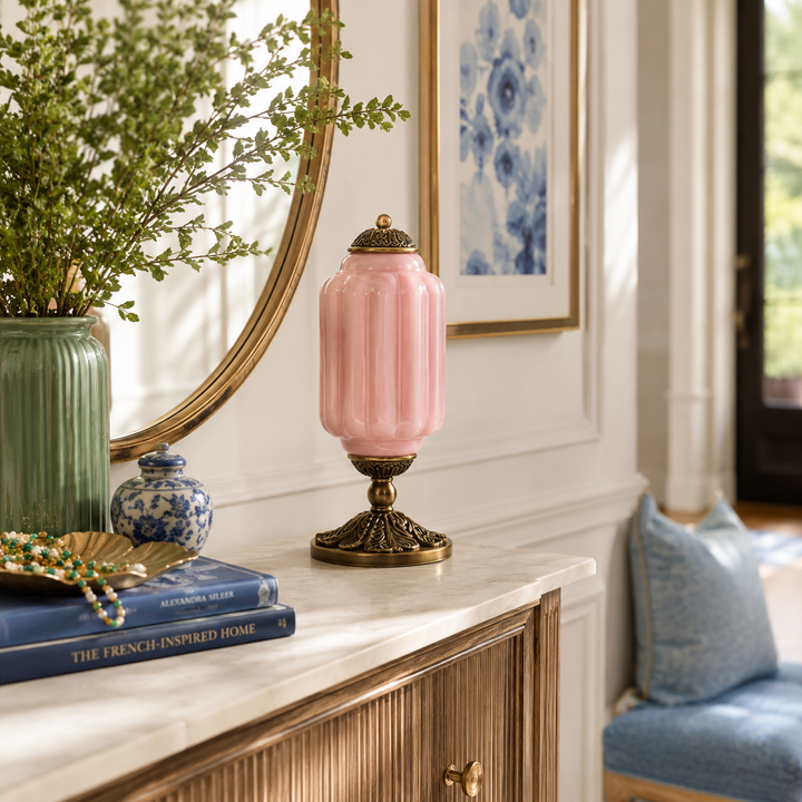 Roslyn Vintage Eloise Milk Glass Table Lamp