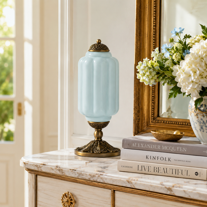 Roslyn Vintage Eloise Milk Glass Table Lamp